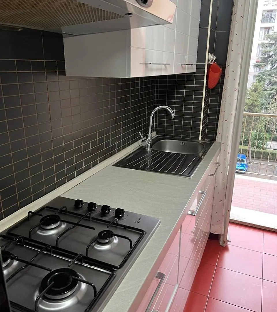 Apartment Splendido Appartamento In Zona Fiera A Bologna