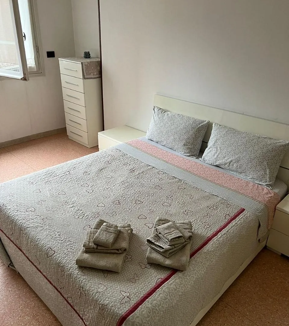 Apartment Splendido Appartamento In Zona Fiera A Bologna