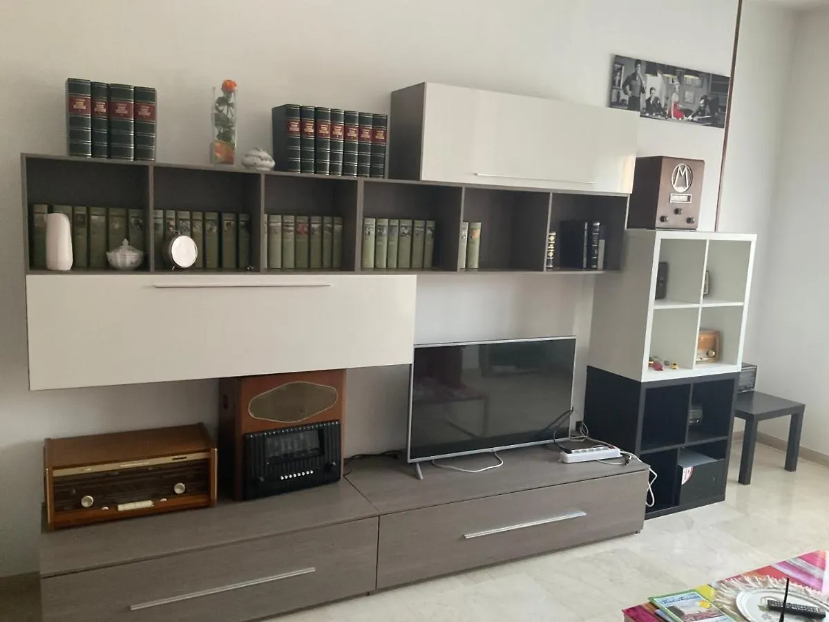 Splendido Appartamento In Zona Fiera A Boloňa