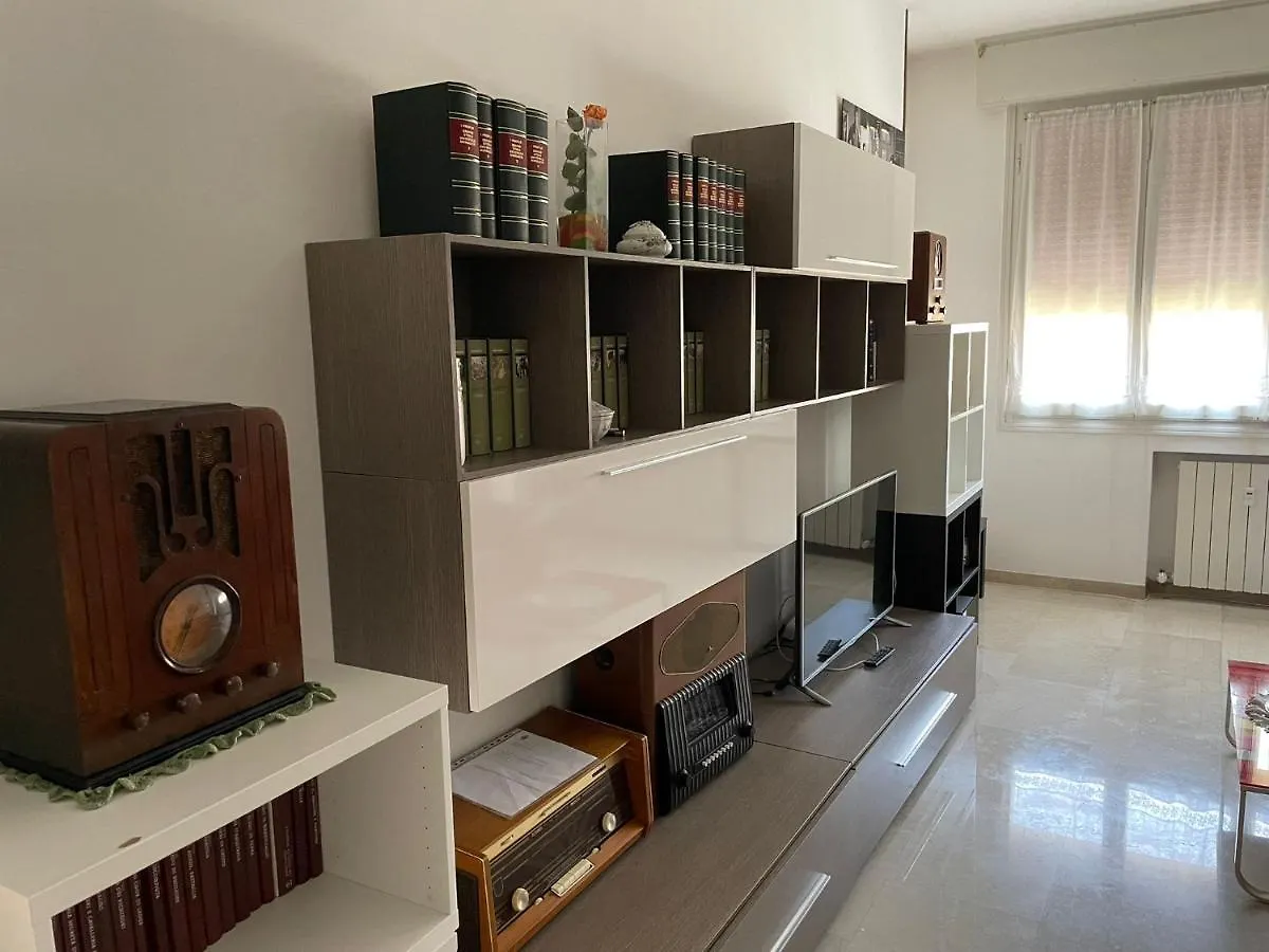 Splendido Appartamento In Zona Fiera A Boloňa